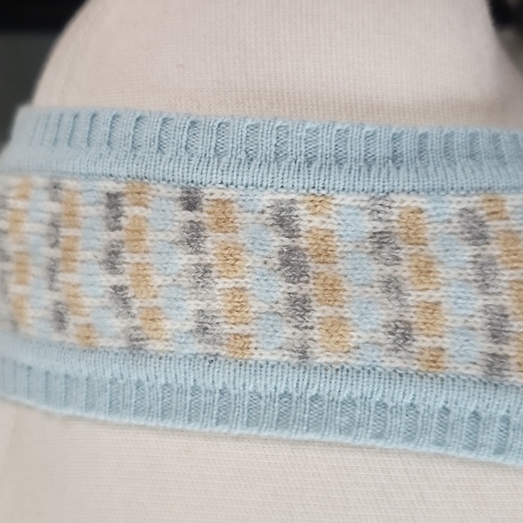 Juicy Couture 100% Cashmere Sweater Vest Ribbed Cream,Blue, Tan Knit Sleeveless - Picture 5 of 10